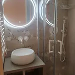 La Maison De Poupee * בארי