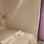 בית אירוח La Maison De Poupee