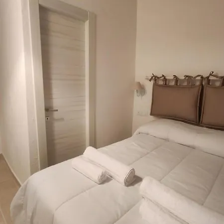 Δωμάτια σε οικογενειακή κατοικία La Maison De Poupee